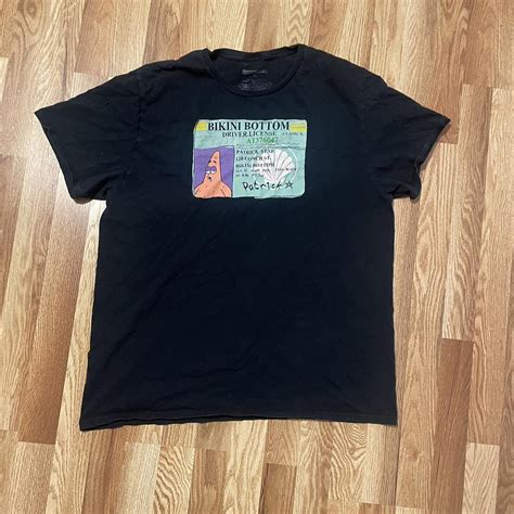 Patrick Star License Shirt Size Large Too Gay To Depop