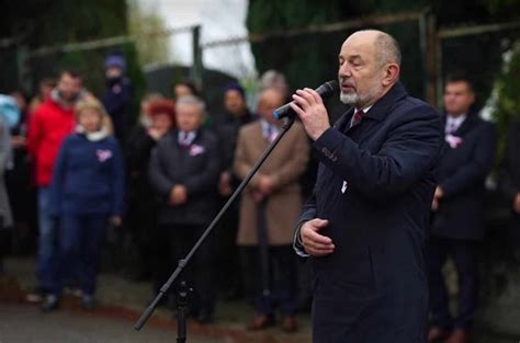 Starzy włodarze żegnają się ze stanowiskami Pojednawcze oświadczenie