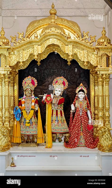 Statue of Radha krishna with Harikrishna Maharaja ; Swaminarayan Stock ...