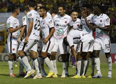 Alajuelense Humilla A Real Espa A En Semis De Concacaf League