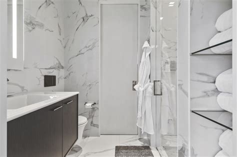 Photo 4 Of 11 In How Five Designers Problem Solved Their Bathroom