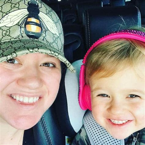 Kelly Clarkson Diet Plan And Workout Regime Healthy Celeb