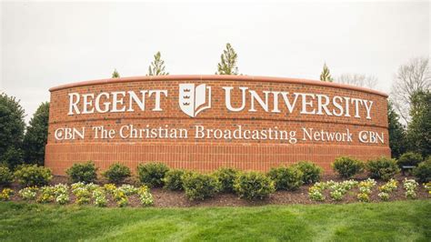 Regent University Logo