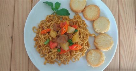 Mie Goreng Kelor Menit Sedap