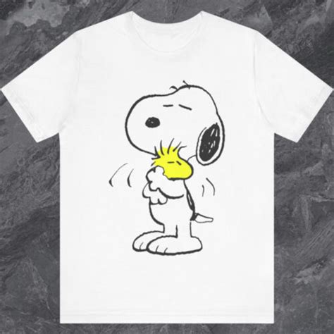 Peanuts Snoopy Hugging Woodstock Shirt TokoPyramid