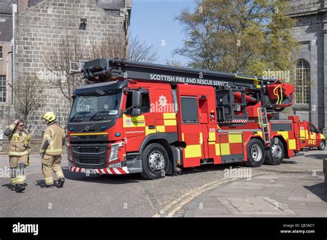 Fire Engine Scotland Aberdeen Hi Res Stock Photography And Images Alamy