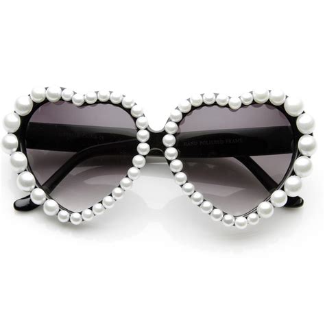 12 Unusual Sunglasses Trends