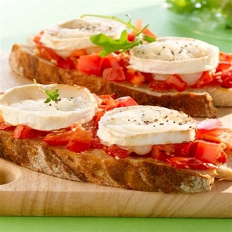 Recette Tartines chèvre et tomates