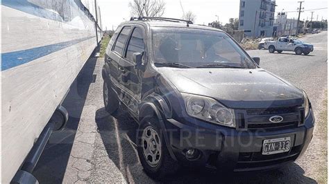 Chocó contra el tren conductora no vio la formación