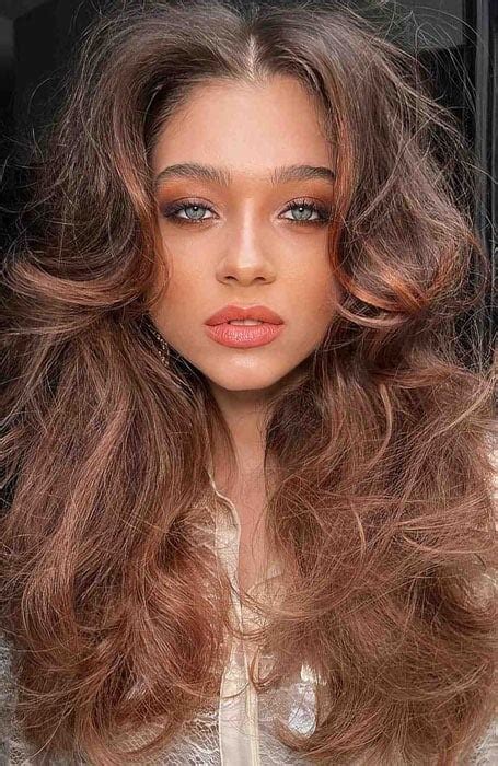 35 Best Middle Part Hairstyles For Women In 2024