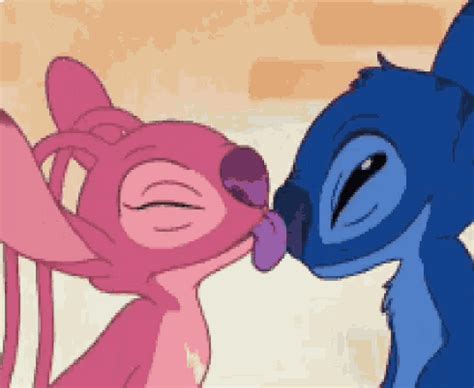 Lilo And Stitch Kiss Lilo And Stitch Kiss Lick Descobrir E