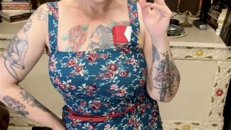 Marlboro Reds Your Elegant And Hot Stepmother Smoking For You A Few Puffs In Your Face