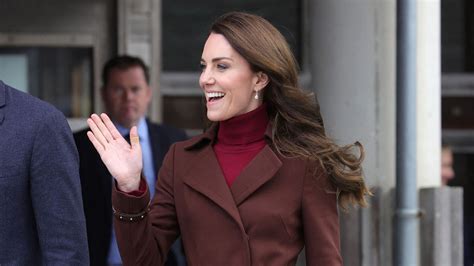 Kate Middleton conquise cet échange lors d un bain de foule qui l a