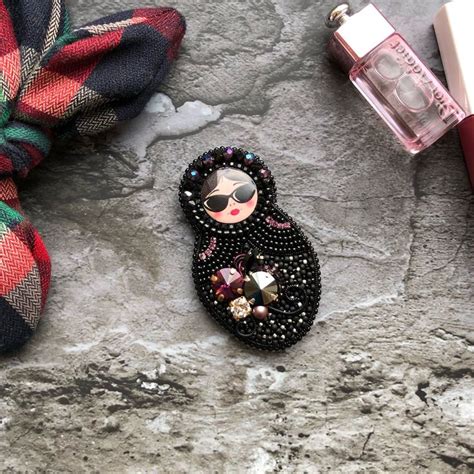 Матрешка в очках в интернет-магазине Ярмарка Мастеров по цене 2300 ...