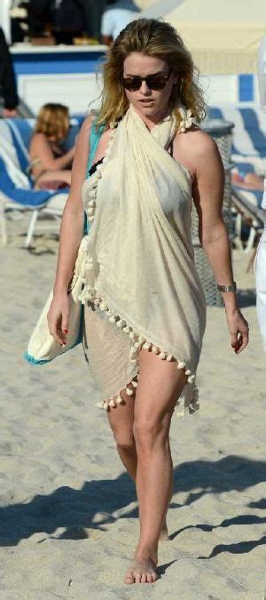 Retro Bikini Alice Eve Wears Black Bikini At Miami Pics