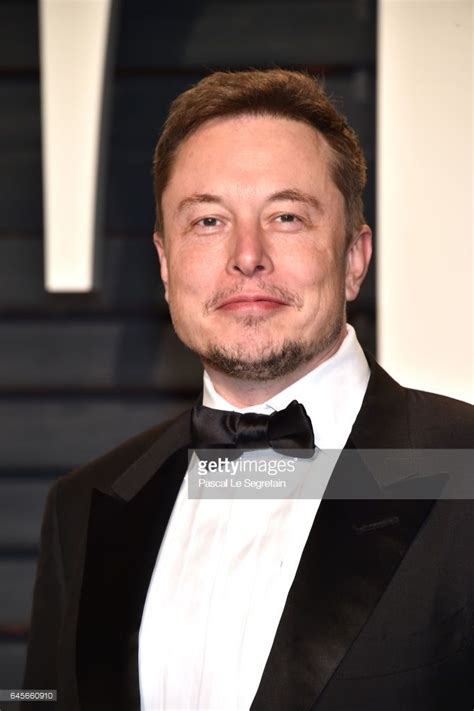 Spacex Ceo Elon Musk Attends The 2017 Vanity Fair Oscar Party Hosted By