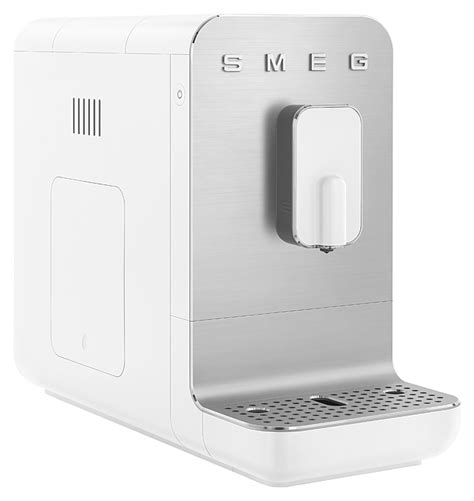 Кофемашина Smeg Bcc01whmeu