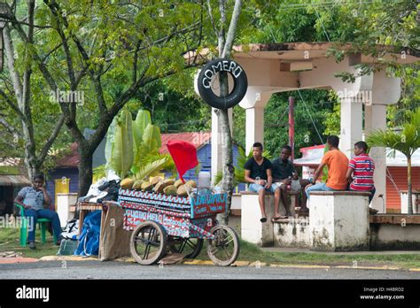 The Dominican Republic The East Coconut Seller In The Crossroads 103