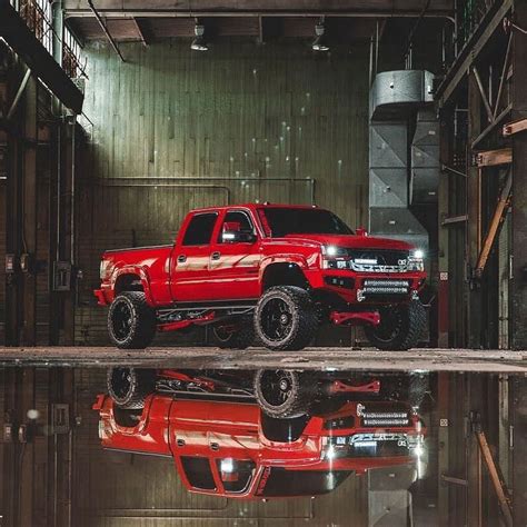 Lifted Gmc Trucks Sierra Towing Capacity And Cargo Volume Artofit