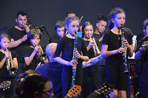 Dordogne Soirée conte et musique avec les élèves de lantenne du Haut