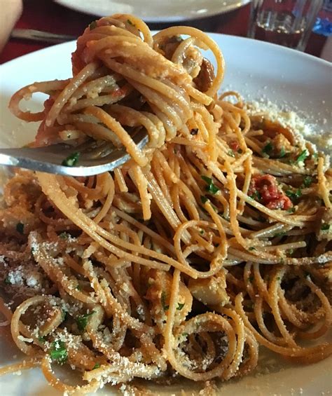 Mushroom spaghetti carbonara - ONEjive.com