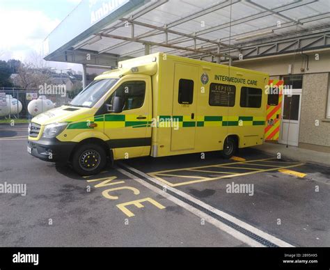 How To Become An Ambulance Driver In Ireland Ratiosentence