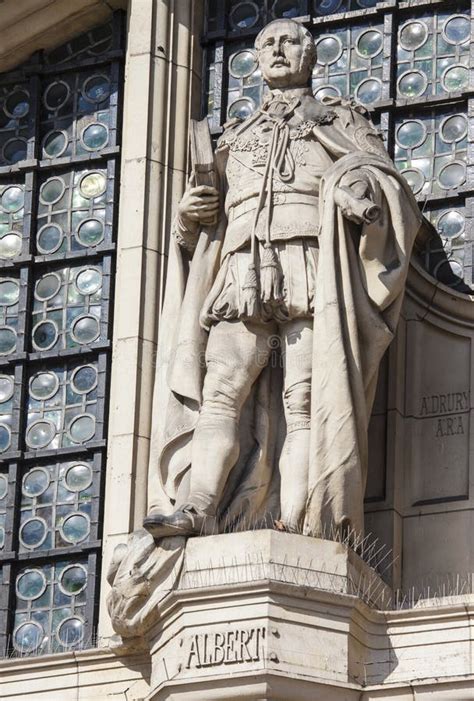 Prince Albert Sculpture On The Victoria And Albert Museum Stock Image