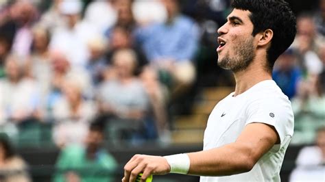 Carlos Alcaraz debut în forță la Wimbledon Așa l a învins liderul ATP