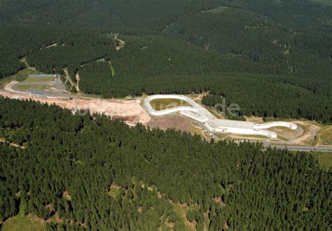 Oberhof Von Oben Skibahn Mit Der Neu Errichtete Skihalle In Oberhof