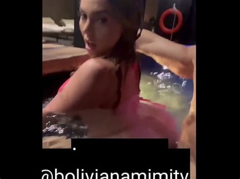 Cogiendo A Pelo Con Un Macho Que Encontre En La Piscina Del Hotel En Uruguay XVIDEOS
