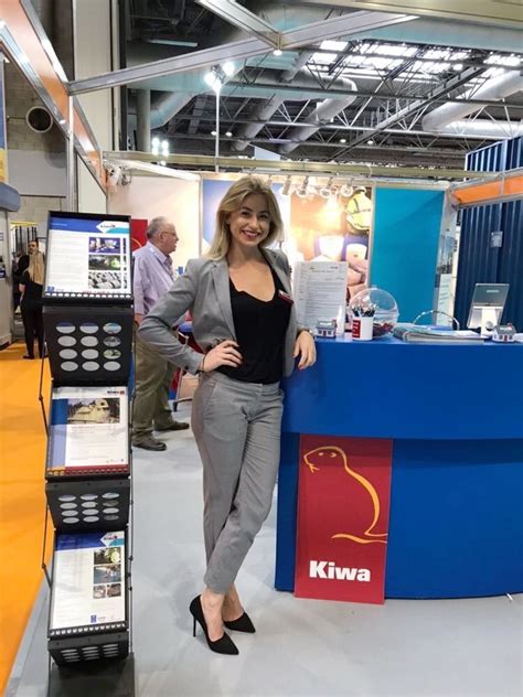 Milano Hostess Agenzia Per Hostmilano Fiera Exhibition Girls