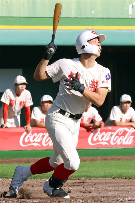 【高校野球】智弁和歌山7年ぶりの決勝 “強打の2番”福元聖矢2打席連発 4打点大暴れ スポーツ報知