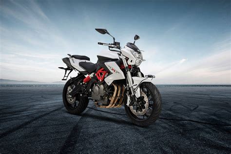 Benelli TNT 600i Price Mileage Images Colours Reviews