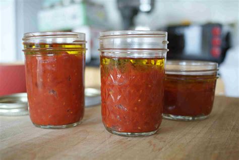 3 Easy Ways to Make Homemade Tomato Paste