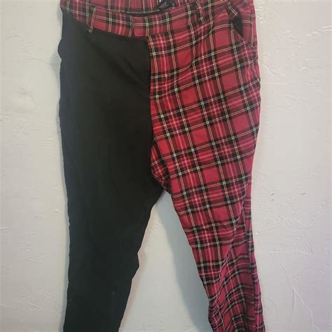 Hot Topic Size L Pants All Items Come From A Home Depop