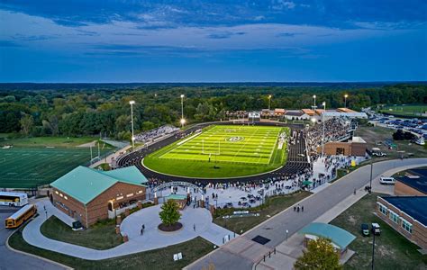 A Behind The Scenes Look At The Spring Sports Season Fhc Sports