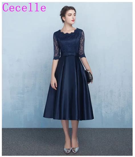 Short Navy Blue Modest Bridesmaids Dresses With Lace Sleeves A Line