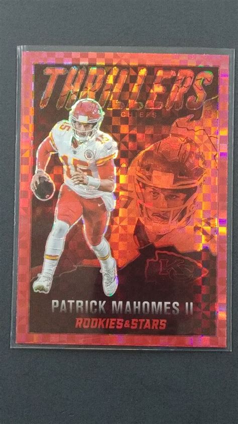 PATRICK MAHOMES II 2022 Rookies Stars Thrillers Red Plaid Prizm TH2