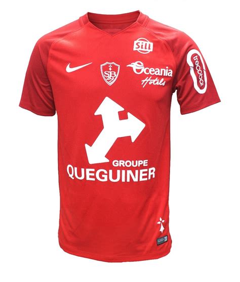 Stade Brestois 2017 18 اطقم