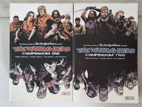 The Walking Dead Compendium One Compendium Two Hobbies And Toys Books