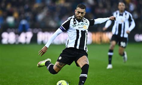 Inter Idea Per Il Centrocampo Dialoghi Aperti Con Pereyra Mercato