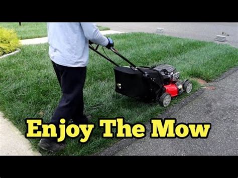 How I Mow String Trim And Edge My Lawn Enjoy The Mow YouTube