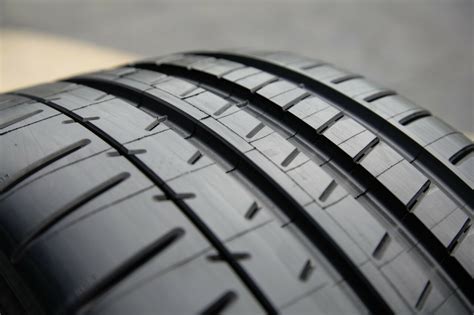 Michelin Pilot Super Sport 255 40 R18 99Y XL RadialZone