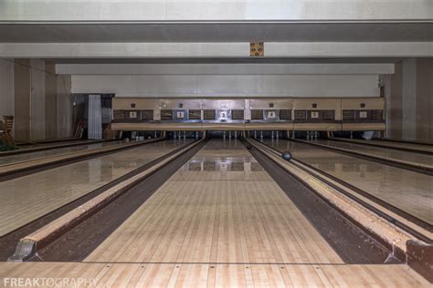 Abandoned Bowling Alley Plus An Urbex Engagement Thread Urban