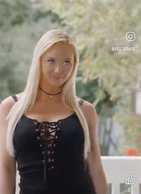 Who Is This Blonde About To Get Fucked By A Bbc And Name Of The Scene Paisley Porter 1758584