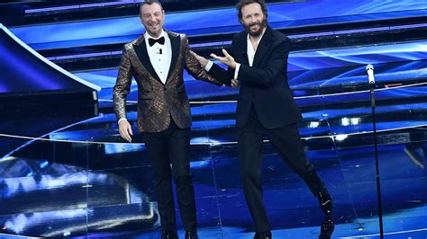 Sanremo 2022 Morandi E Jovanotti Vincono La Serata Delle Cover