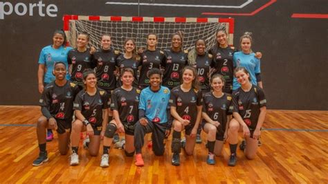 Handebol Feminino De Araraquara Treina Para Novos Desafios Acidade On