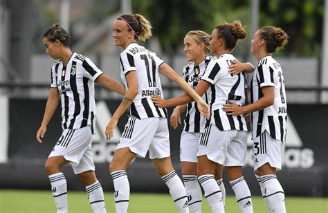 Juventus Femminile Chi Sono Le Giocatrici E Quanto Guadagnano Calcio