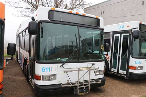 Gillig Low Floor Bus Ggb Mileage Unknown Lawler