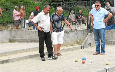 Boules Treize Doublettes Au Concours Le T L Gramme